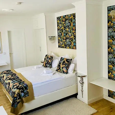 Boutique Отель 3*