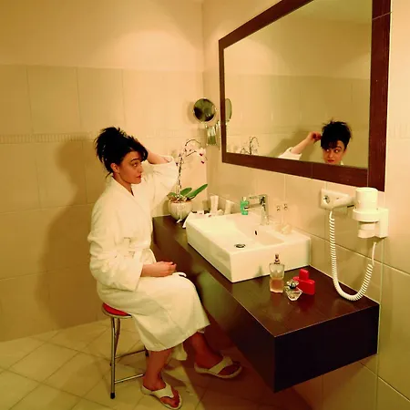 Boutique 3*